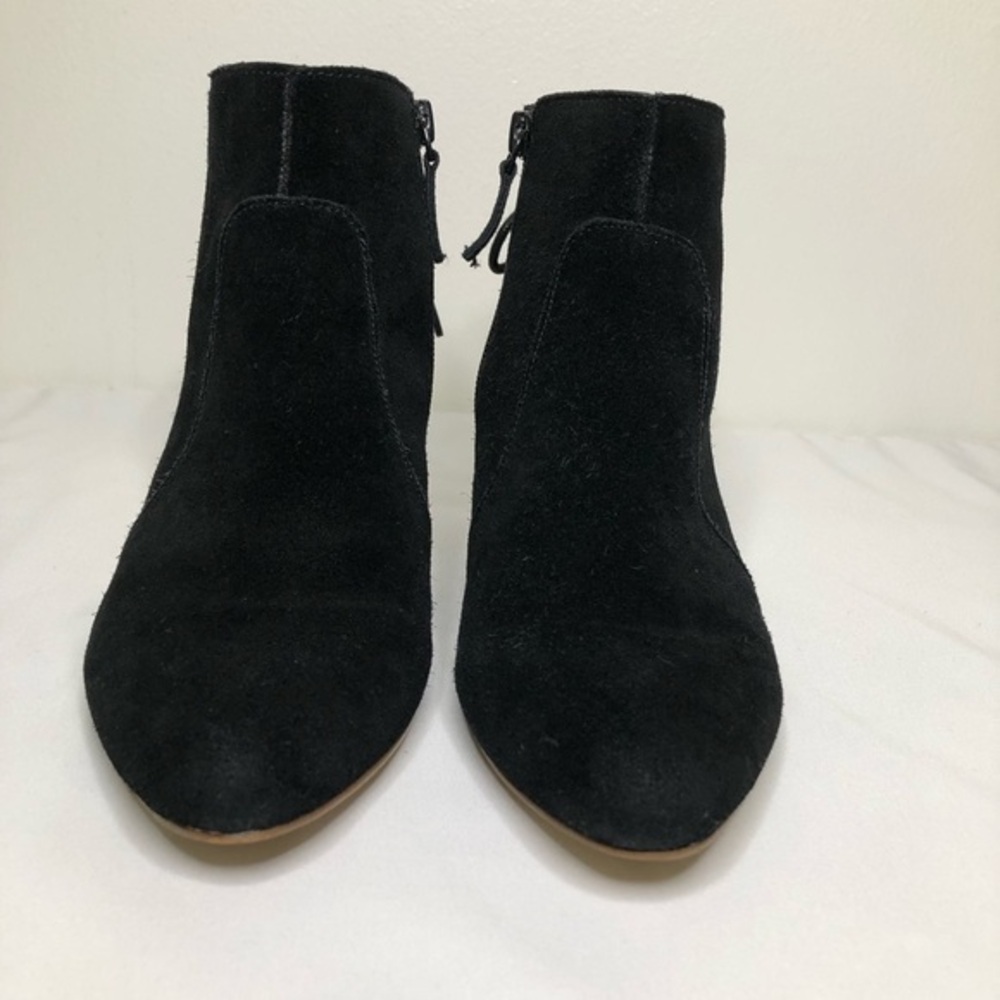 Isaac Mizrahi Charles Black Suede Back Lace Ankle Booties Block Heel Womens 6M - Picture 2 of 10